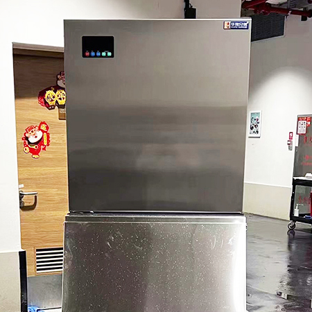 500公斤方塊制冰機(jī)交付香港馬會使用